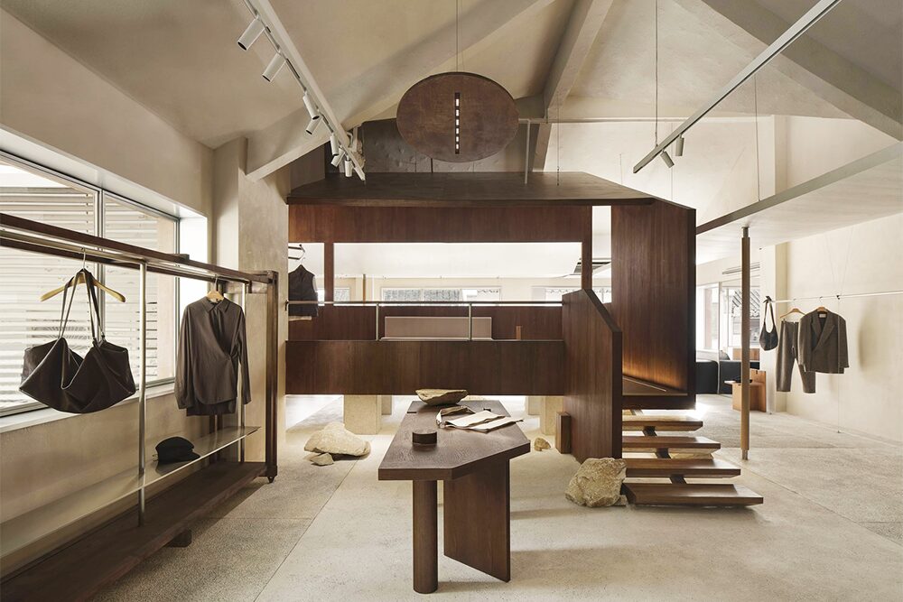 Moment Boutique Store by Modum Atelier