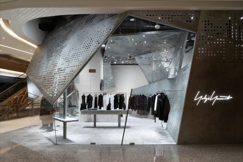 Yohji Yamamoto store by OSO