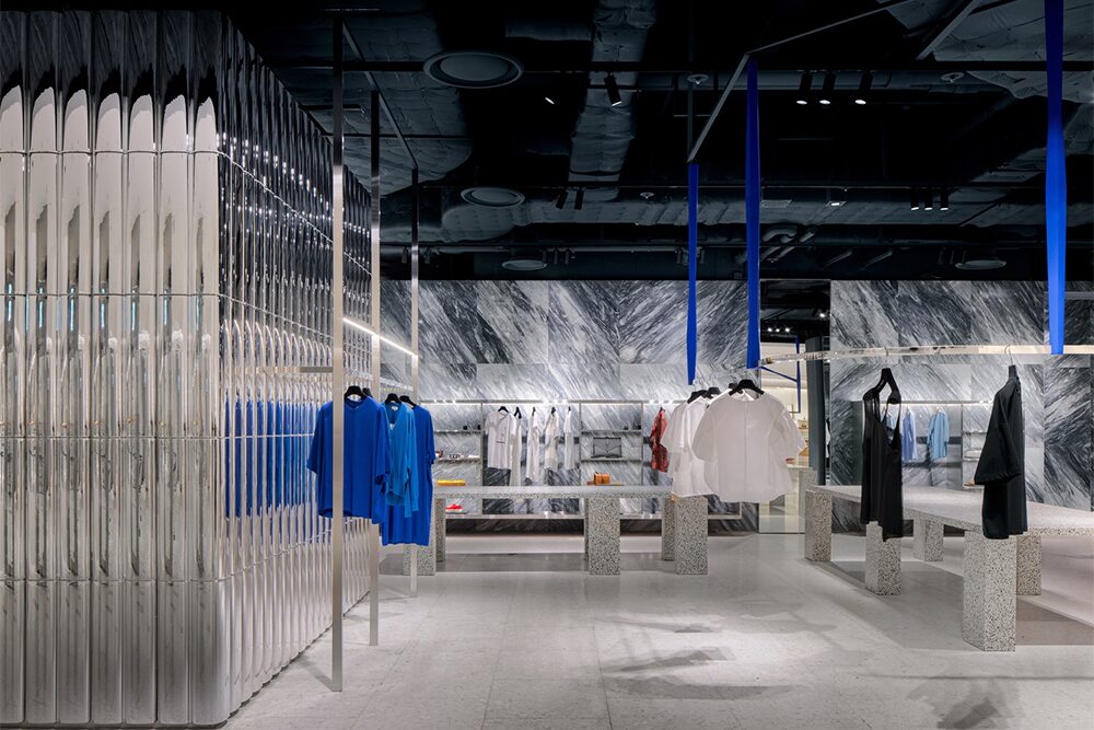The Hyundai Seoul Store by Burdifilek