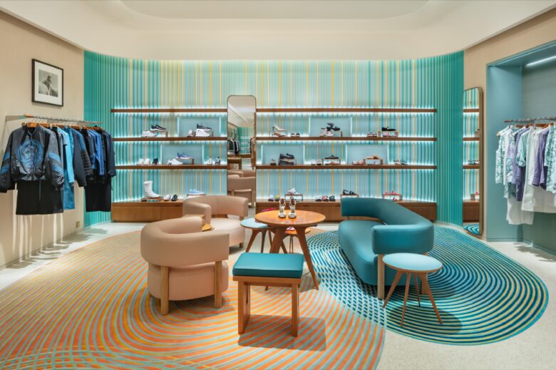 Hermès shop-in-shop by RDAI
