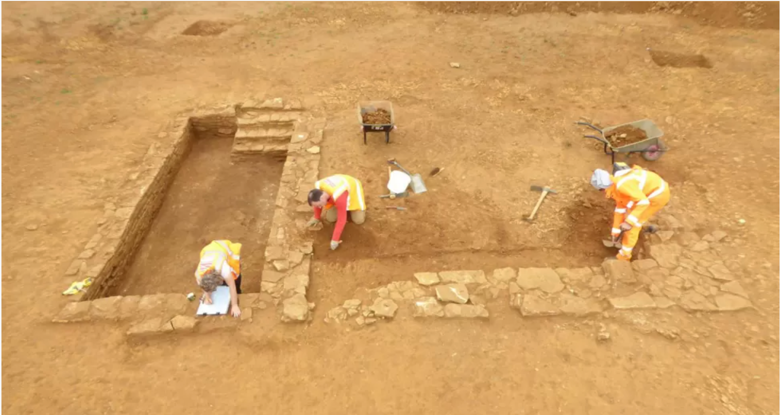 A Roman era stone building uncovered in Overstone, England.