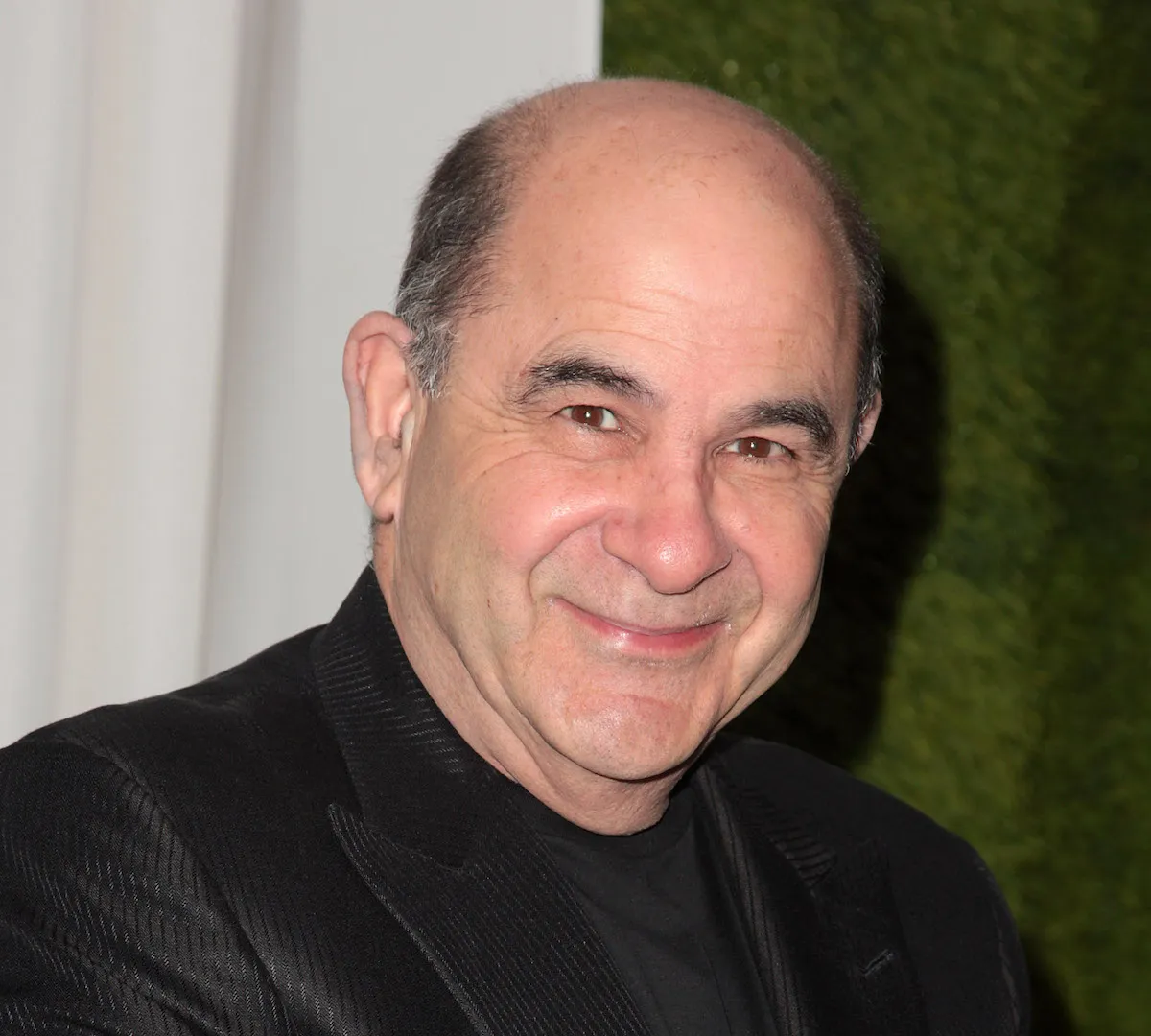 Portrait of Joel Shapiro.