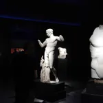 Marble statues are displayed at the new temporary exhibition «The countless aspects of Beauty» on May 27, 2018 at the National Archaeological Museum in Athens. - The exhibition, which opened for public this weekend features 340  antiquities  from the collections of the National Archaeological Museum  combined with digital applications and a perfume called "Aphrodite