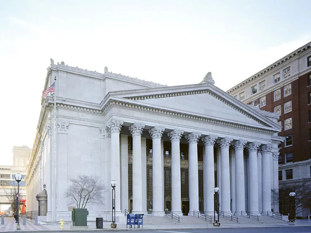 View of a courthouse.