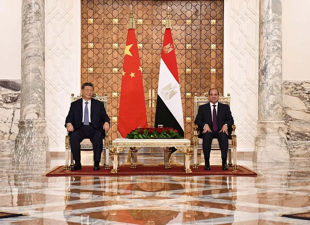 Egyptian President Abdel Fattah el-Sisi (R) meets with Chinese President Xi Jinping (L) at Al-Ittihadiya Palace in eastern Cairo, Egypt, on September 1, 2026.